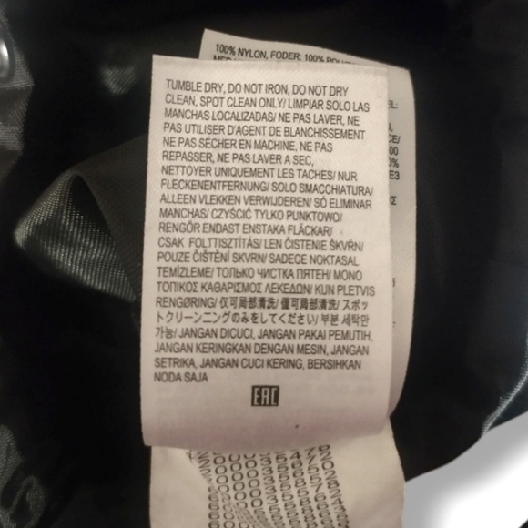 Vans x Sandy Liang Crossbody Bag | Black | GUC - Picture 14 of 15